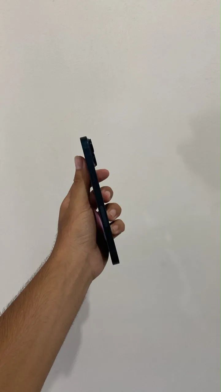 iPhone 14 azul - Foto 2