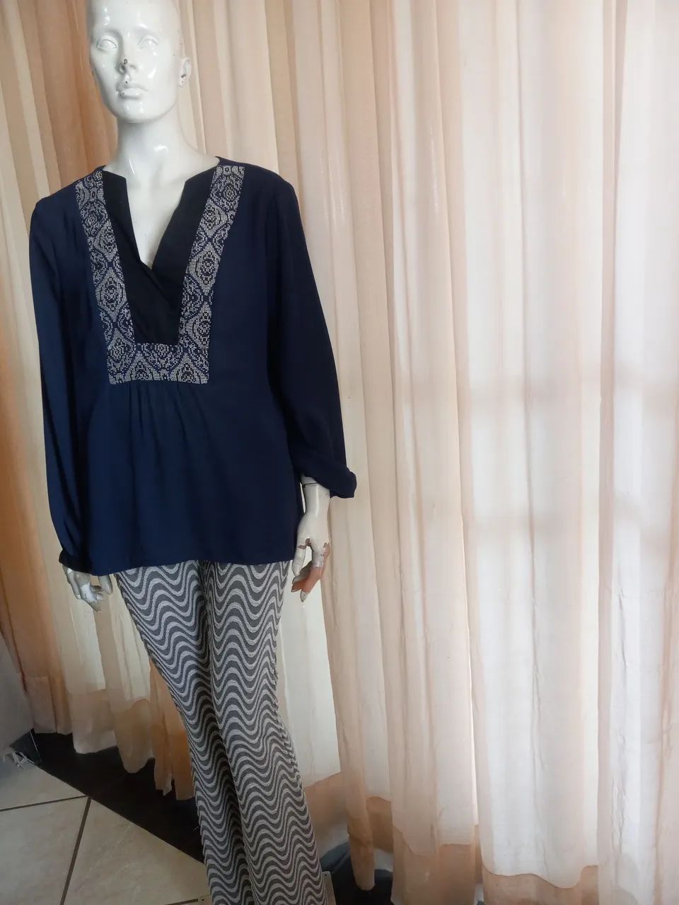 Vendo essas blusas.