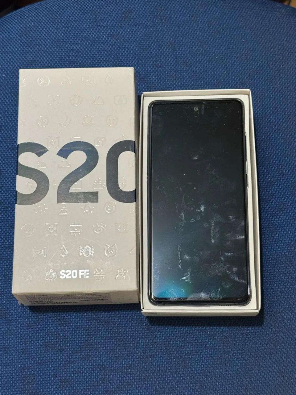 Smartphone Samsung Galaxy S20 FE snapdragon 