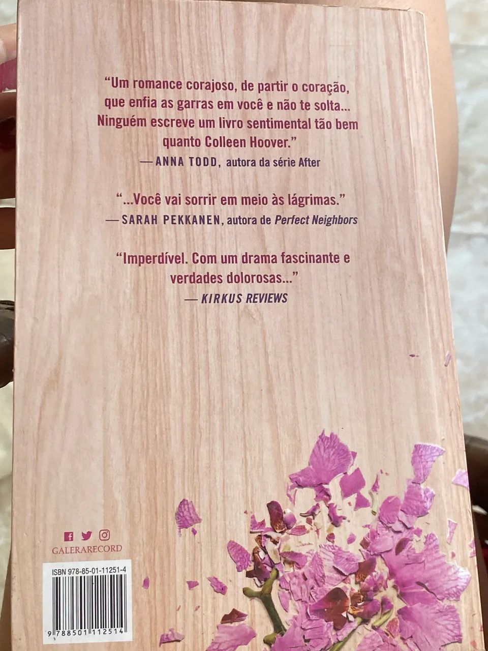 Livro É assim que acaba  - Foto 2
