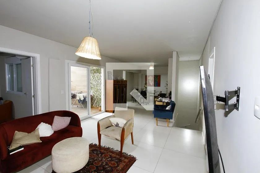 Casa à Venda - Padre Eustáquio, 1 Quarto, 600 m2