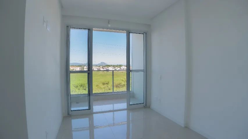 2 quartos com 63m², pertinho do mar com lazer completo de luxo