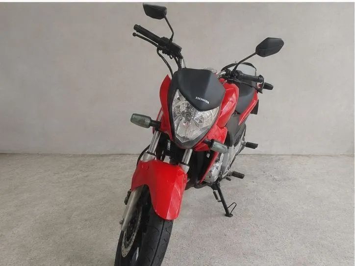 Honda CB 300R 2014  - Foto 2