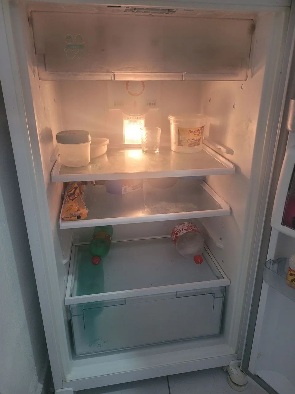 Geladeira em ótimo estado de conservação, funcionando perfeitamente, - Foto 4