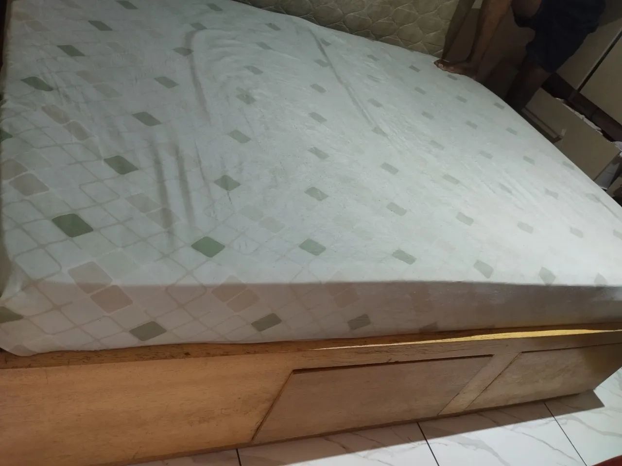 Cama box madeira 4 gavetas  - Foto 5
