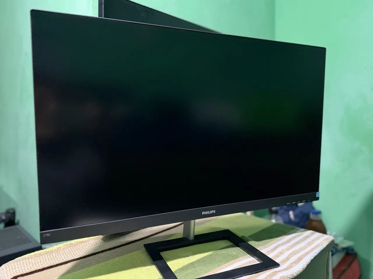 Monitor 4K  27 Polegadas - Foto 2