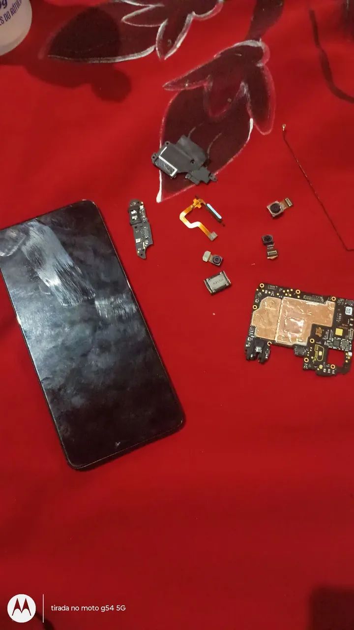 Vendo peças e a do tela do moto E22 