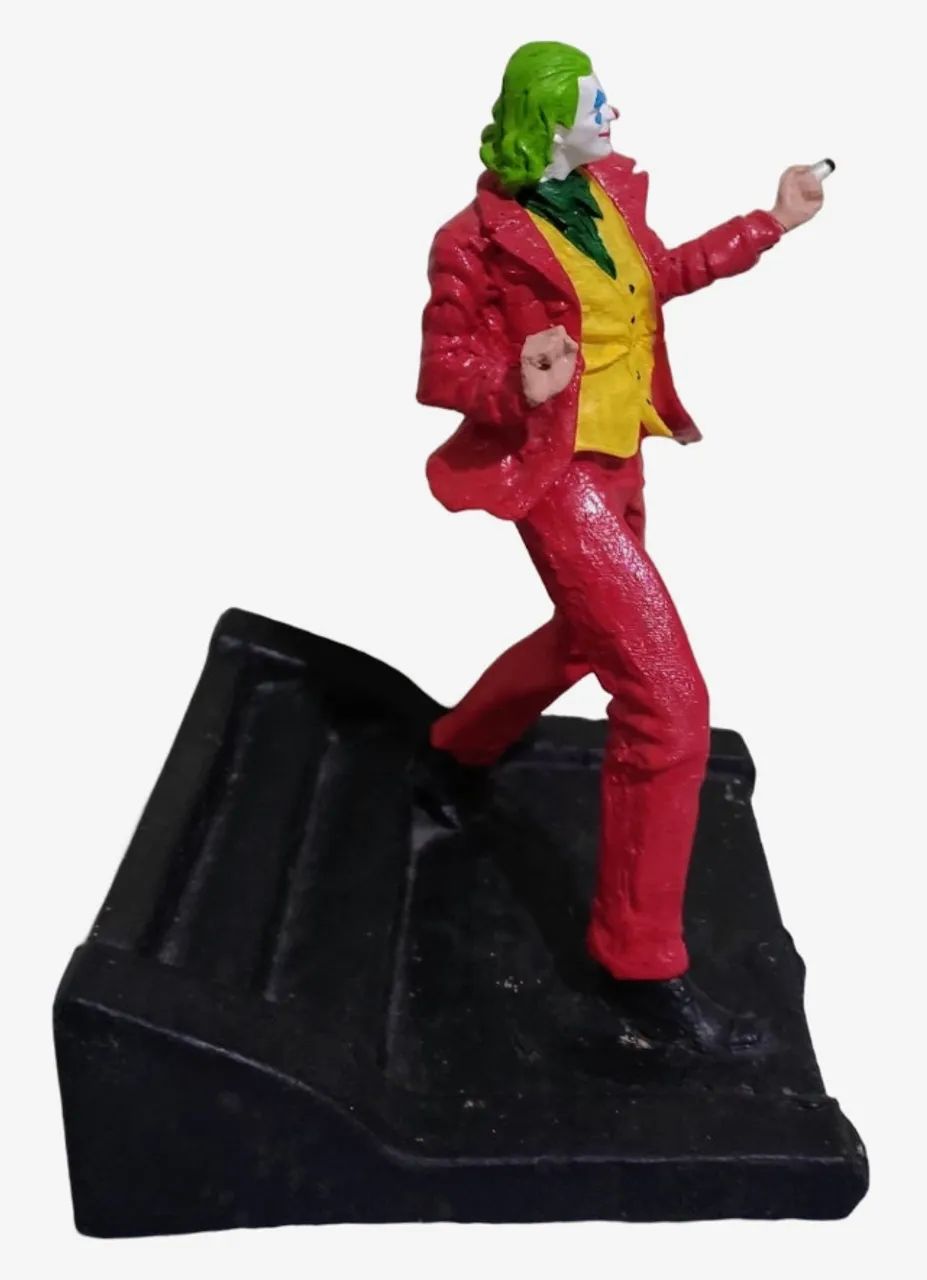 Boneco Coringa Na Escadaria - Foto 2