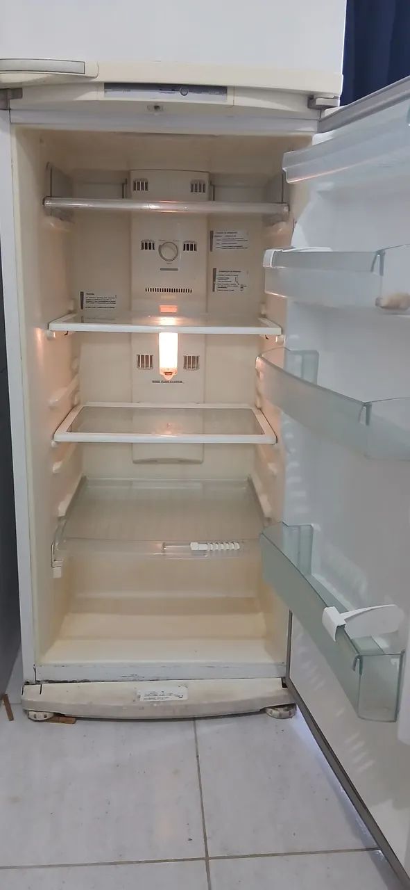 Geladeira não está gelando muito bem - Foto 3