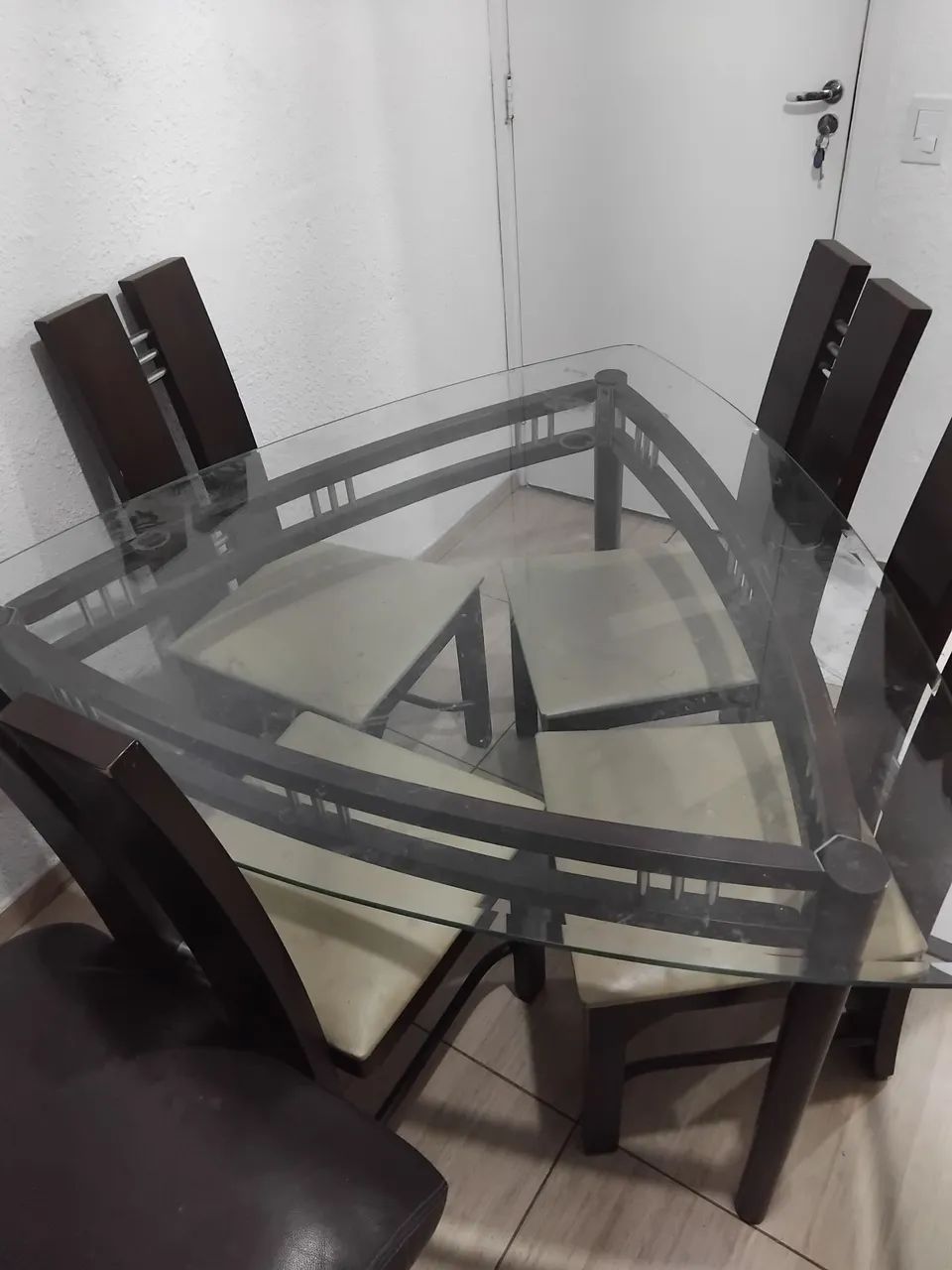 Mesa de Vidro Triangular 