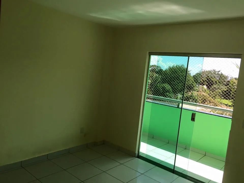 Apartamento de 02 quartos 