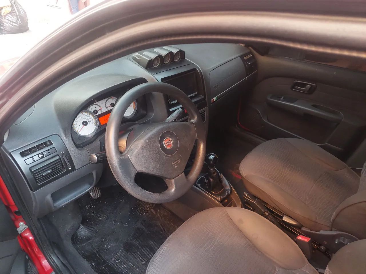 Fiat Palio Week. Adv. Dualogic 1.8 Flex 2012