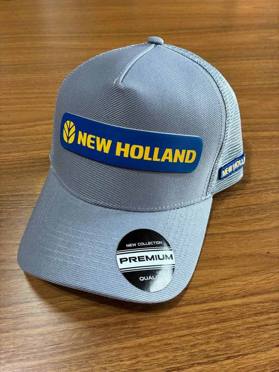 Boné Trucker New Holland - Cinza 