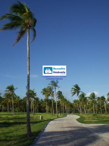 Vendo terreno em condomínio fechado na praia de Guaiú