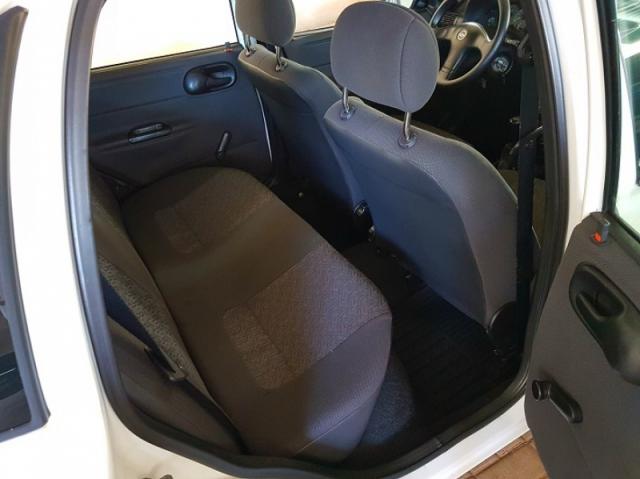 Chevrolet Classic Sedan Spirit 1.0 VHC 8v 4p 2005 - Foto 11