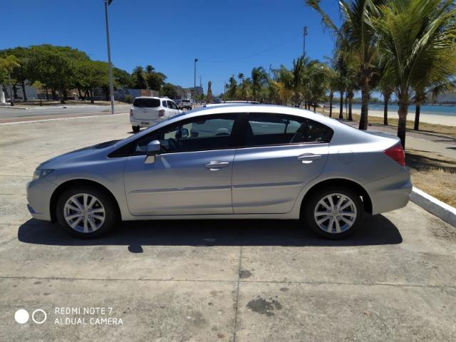 Honda Civic Semi Novo Completo e Automatico 2014 Conservado - Foto 5