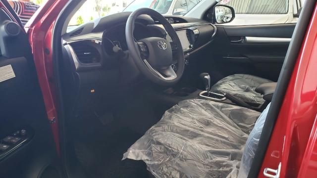 Hilux Cd Srv Okm Vermelha - Foto 7
