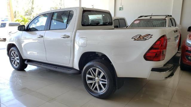 Hilux Cd Srv Okm Branca - Foto 3