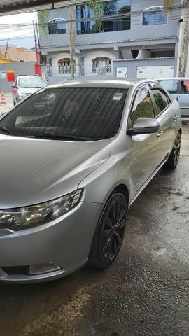 Vendo Kia Cerato 2010/11 Automático SX3 1.6 - Foto 2