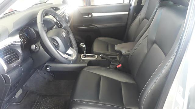 Hilux SRX - Foto 10
