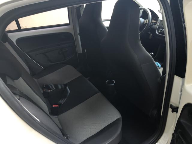 Volkswagen UP 1.0 2016 Manual 4P - Foto 7