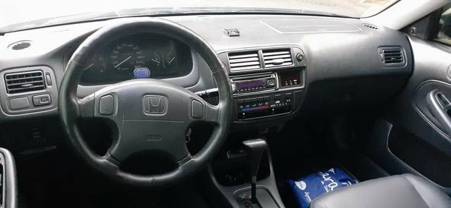 Honda Civic aceita troca moto menor valor LX 99 1.6 automatico - Foto 3