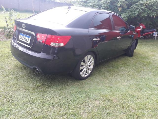 Kia Cerato 1.6 Manual 2012 Excelente estado de conservação - Foto 3