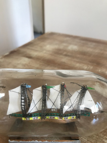 Miniatura de caravela dentro de garrafa - Foto 2