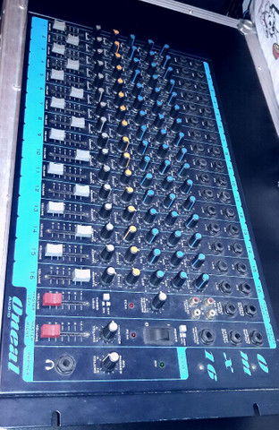 Teclado Yamaha PSR B50 - Foto 6