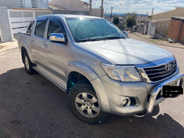 TOYOTA HILUX CD 2.7 SRV AUT.FLEX 15/15 JUNDIAI SP