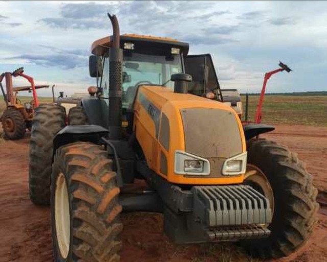 TRATOR VALTRA - Foto 4