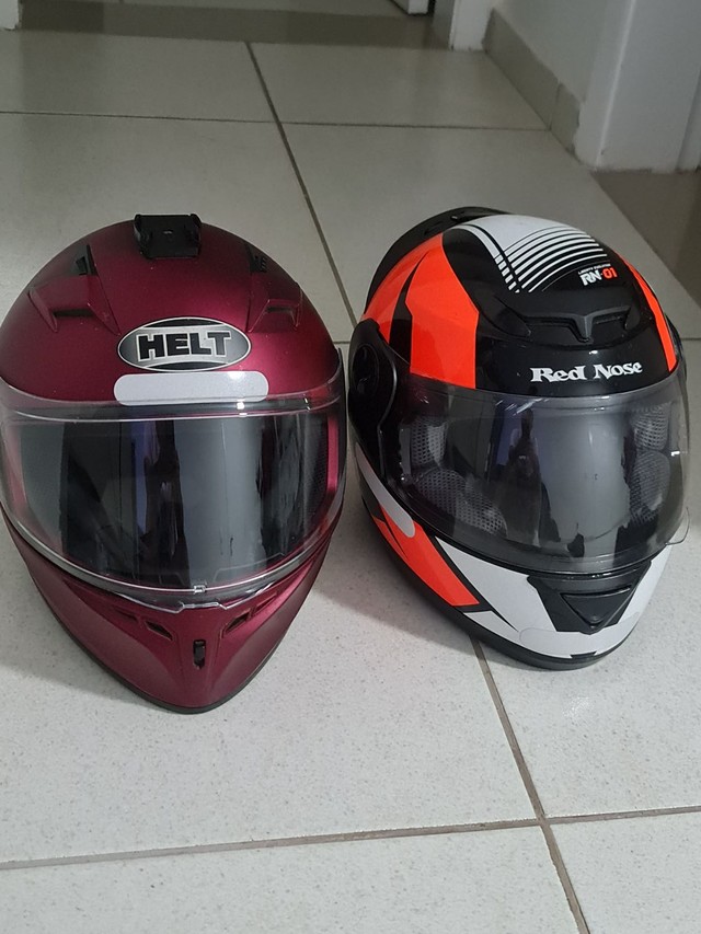 2 capacetes pelo preço de 1