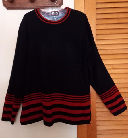 Blusa feminina em lã preta/vermelho