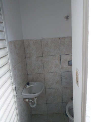alugo quarto   - Foto 3
