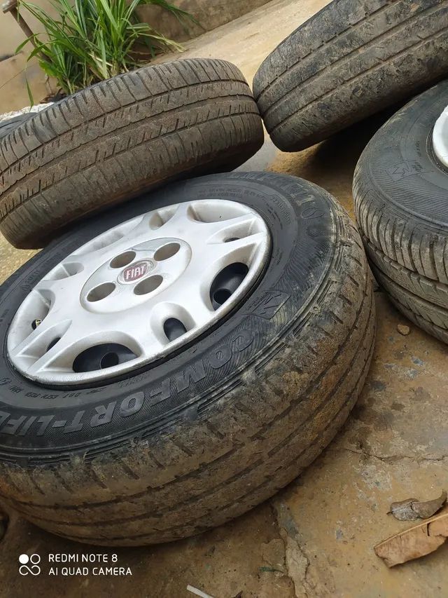 Rodas aro 13 originais Fiat com calotas - Foto 3