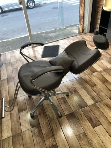 Cadeira barbeiro reclinavel usada