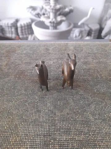 Bibelôs pequenos em bronze modelo lhama  - Foto 2