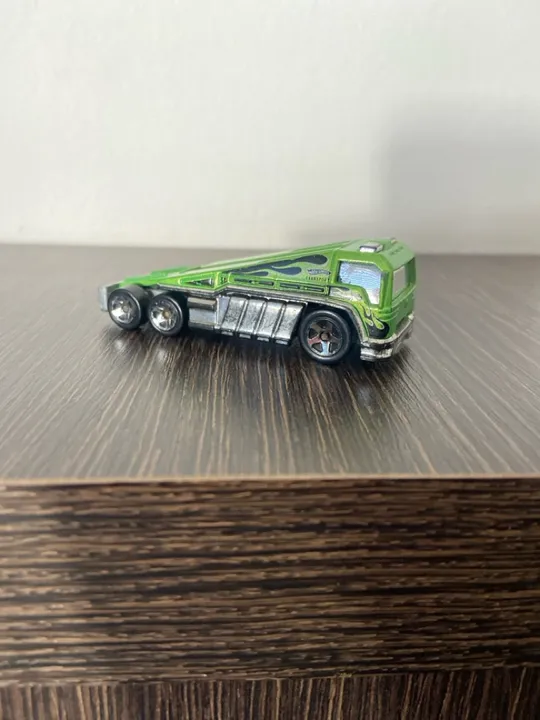 Carrinho Hot Wheels - Caminhão