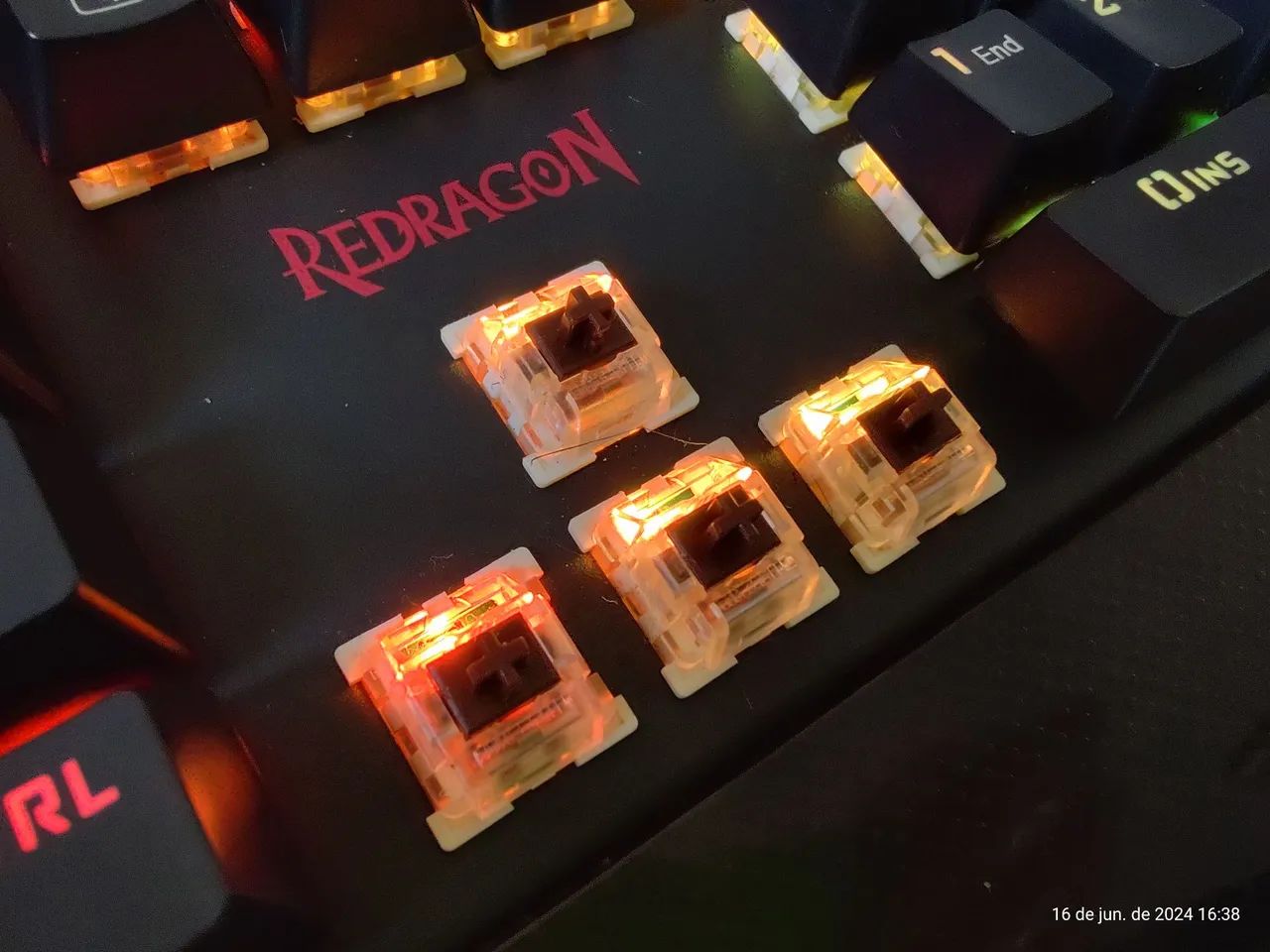 Teclado Gamer com Switch Mecânico Redragon KALA (K557) ABNT2 Revisão DIY - Switch Brown - Foto 6