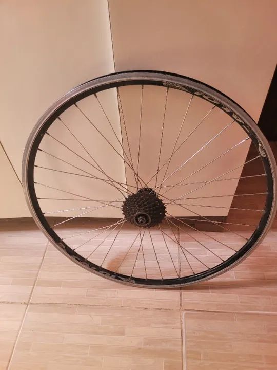 Roda traseira aro 700