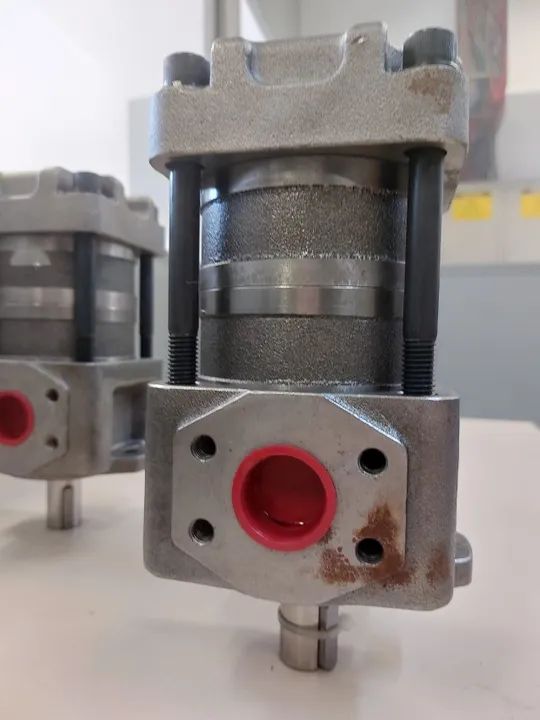 Bombas Hidráulicas - SUMITOMO - Foto 4