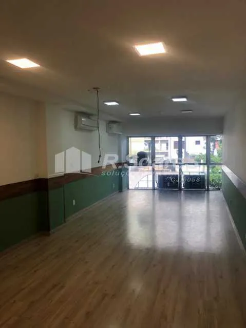 Salas Comerciais no Humaitá, Rua do Humaitá