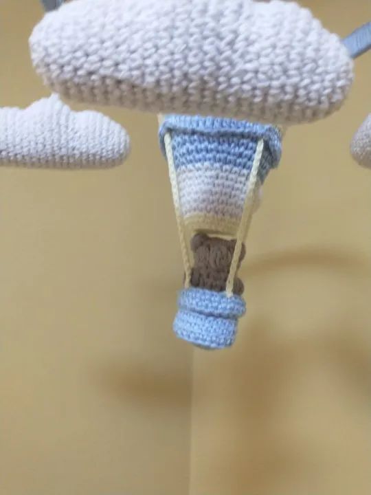 Móbile de balão em amigurumi  - Foto 2