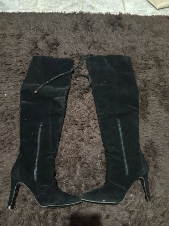 Botas Cano Longo com salto de Veludo Preto (ACEITO OFERTAS)