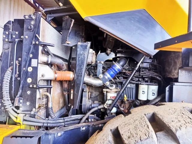 Baixei para vender rapido - Carregadeira Liu Gong 856 H ANO 2019 Horimetro 5.850 h - Foto 3