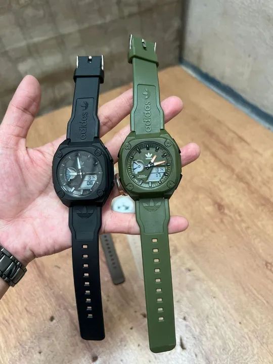 OLHAI MINHA GENTE PRA VCS Q CURTIR RELÓGIOS <br><br>Resistente à água <br><br>R$50.00ATACADO