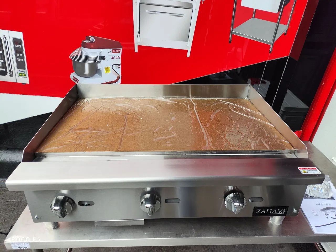 VENDO CHAPA 3 QUEIMADORES PROFISSIONAL ZAHAV INOX NOVA  - Foto 2