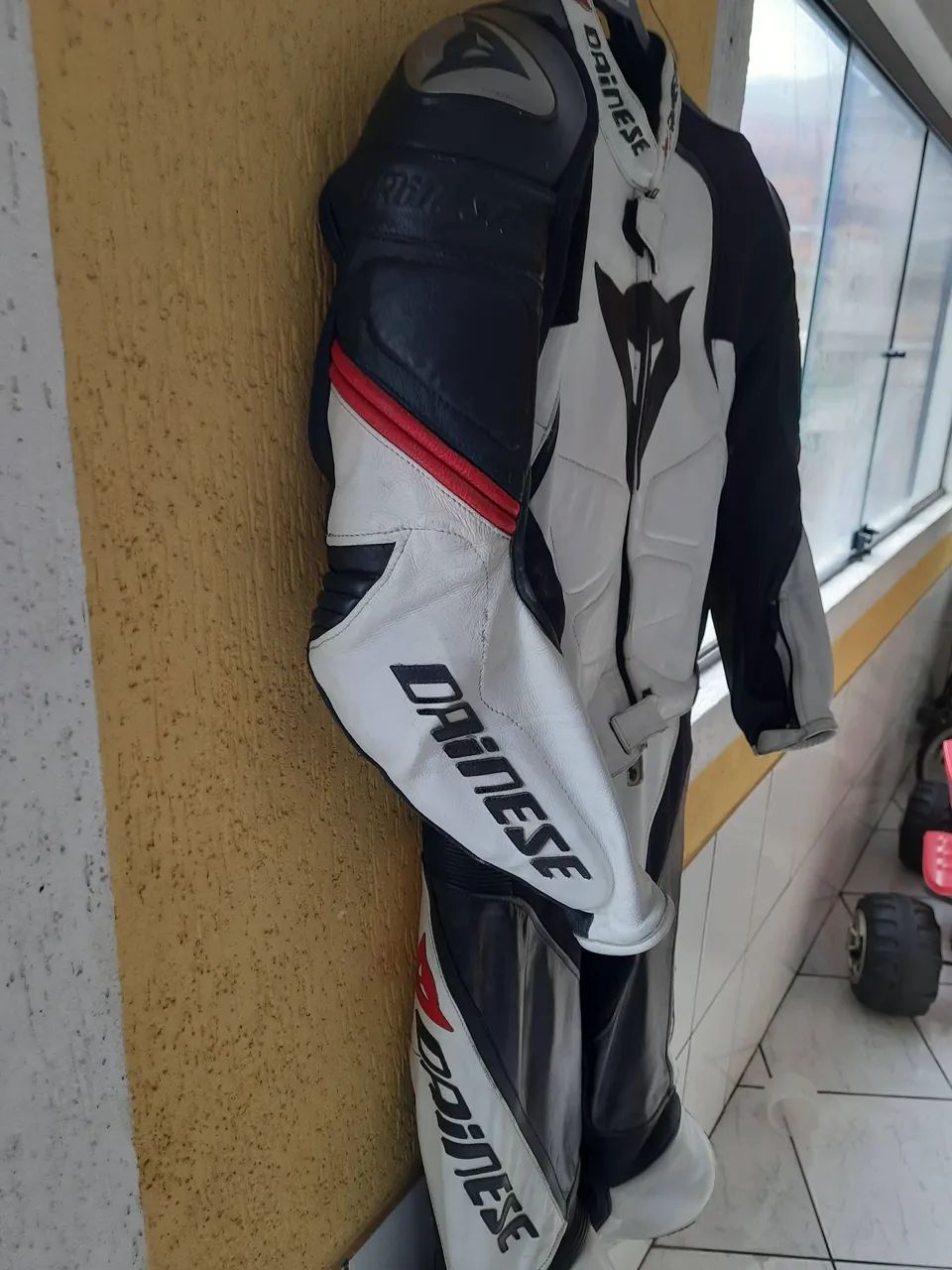 Macacão Dainese e Alpinestars - Foto 5