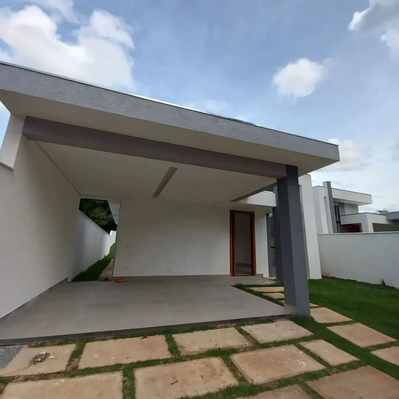 CASA EM LAGOA SANTA NO BAIRRO VÁRZEA