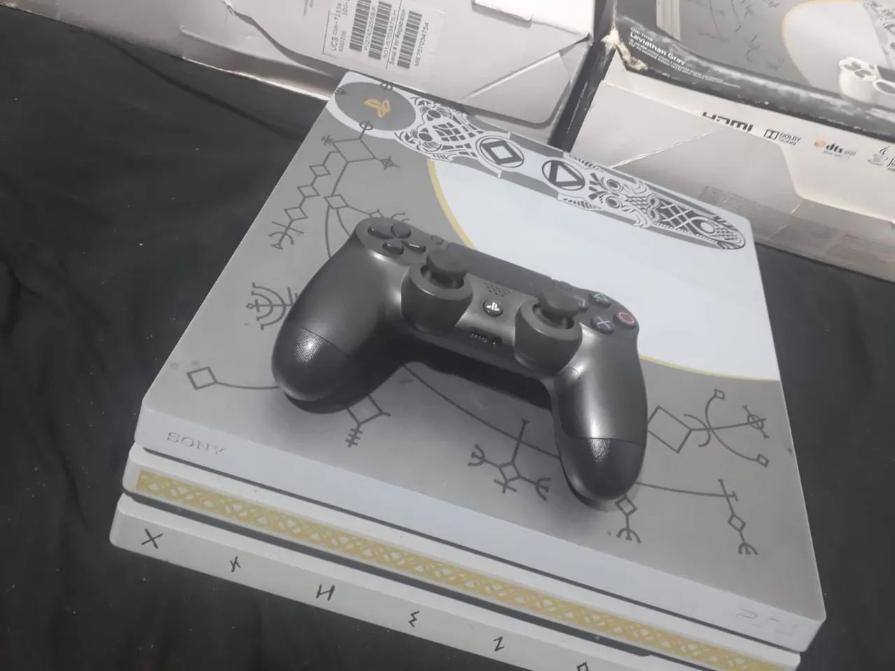 Playstation 4 Pro - God of War - Foto 5